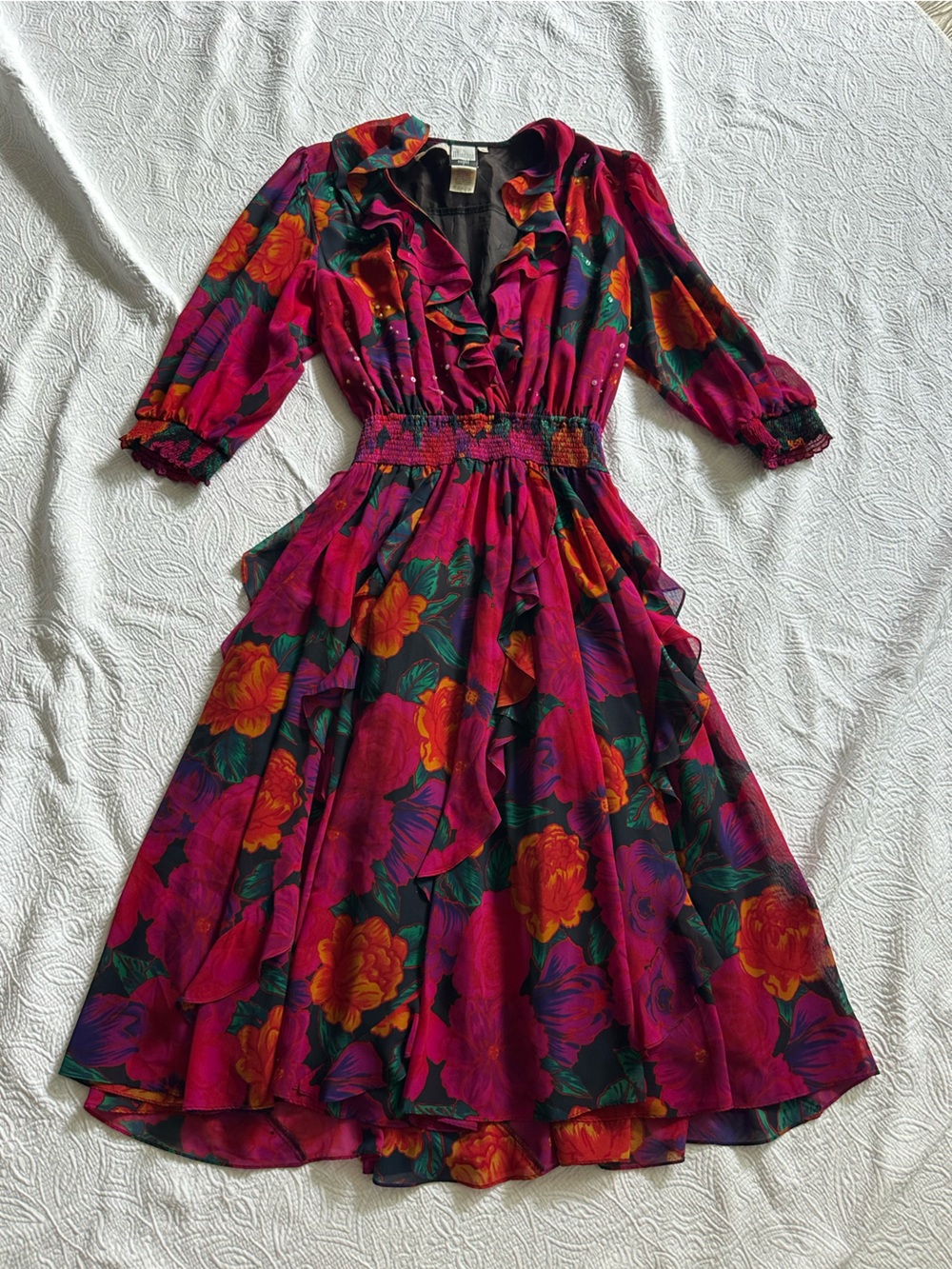Vintage-Inspired Fuchsia Floral Ruffle Long Sleeve Dress